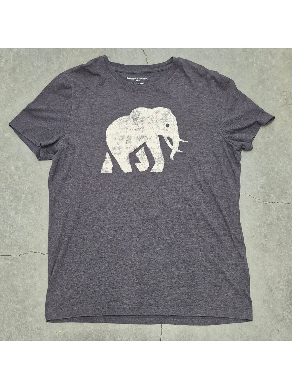 Banana Republic Elephant Graphic T Shirt